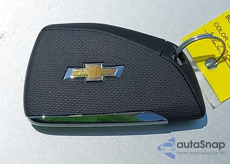 2025 Chevrolet Silverado 1500 4Wd Standard Bed Lt from USA, damaged, VIN 1GCUKDE85SZ230035